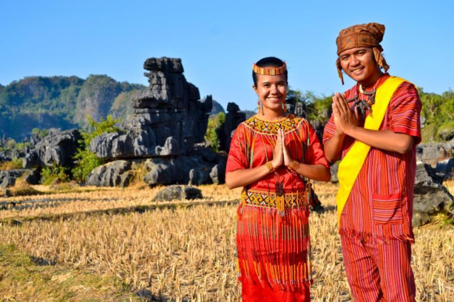 Mengenal Berbagai Macam Pakaian Adat Suku di Sulawesi